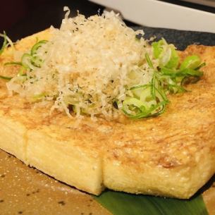 厚揚げ鉄板炙り(四代目覚王山とうふ)