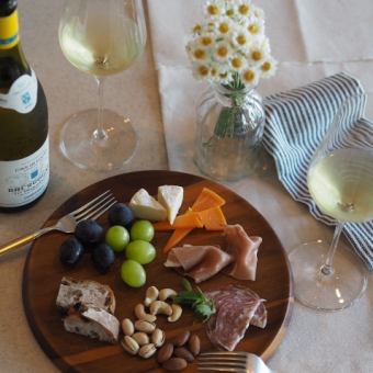 Apero ~ French style quick drink.Enjoy a stylish Apero~