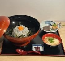 名物No.1しらす丼セット