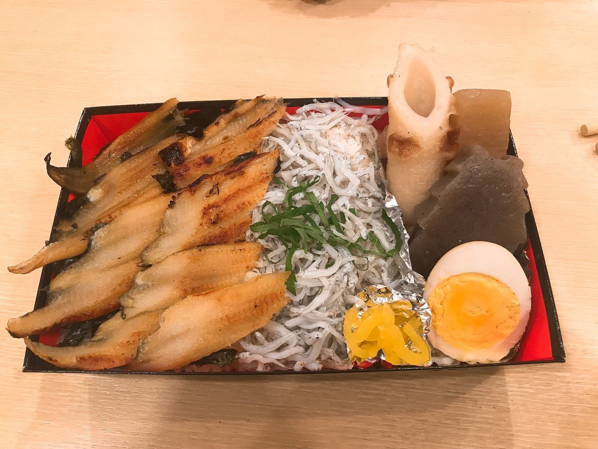 Whitebait and conger lunch 1100 yen