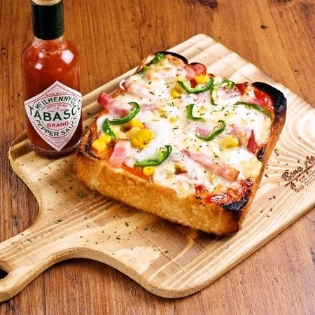 Spicy Pizza Cheese Toast