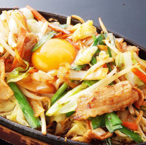 Our recommendation! Pork and vegetable fried noodles