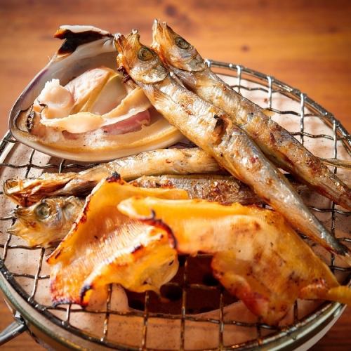 備長炭で焼く香り高い炉端