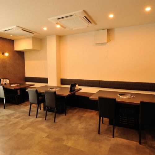 少人数向け快適テーブル席