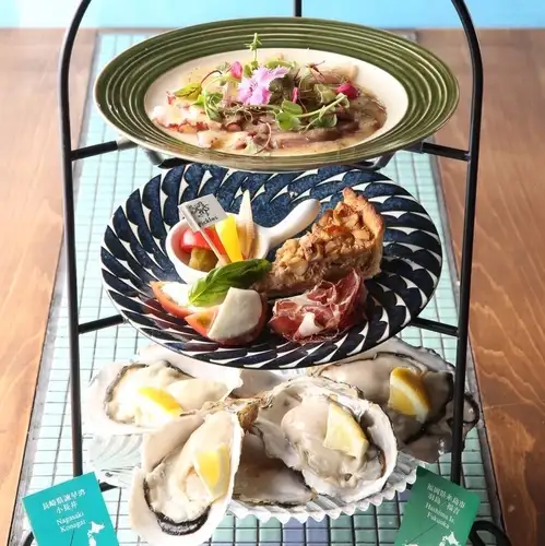 充実のカクテルやワインと楽しむ絶品アヒージョやパスタ