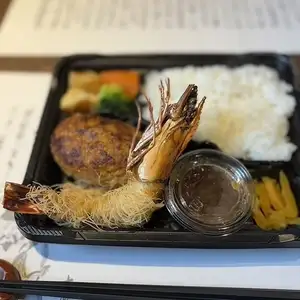 ハンバーグ(150g)＆海老フライ