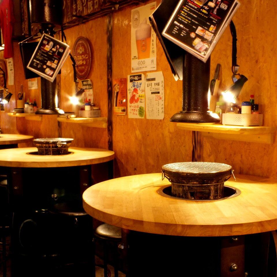 We also accept reservations for the entire 2nd floor. We also offer courses with all-you-can-drink options.