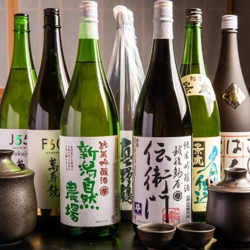 A wide variety of local sake such as Niigata sake