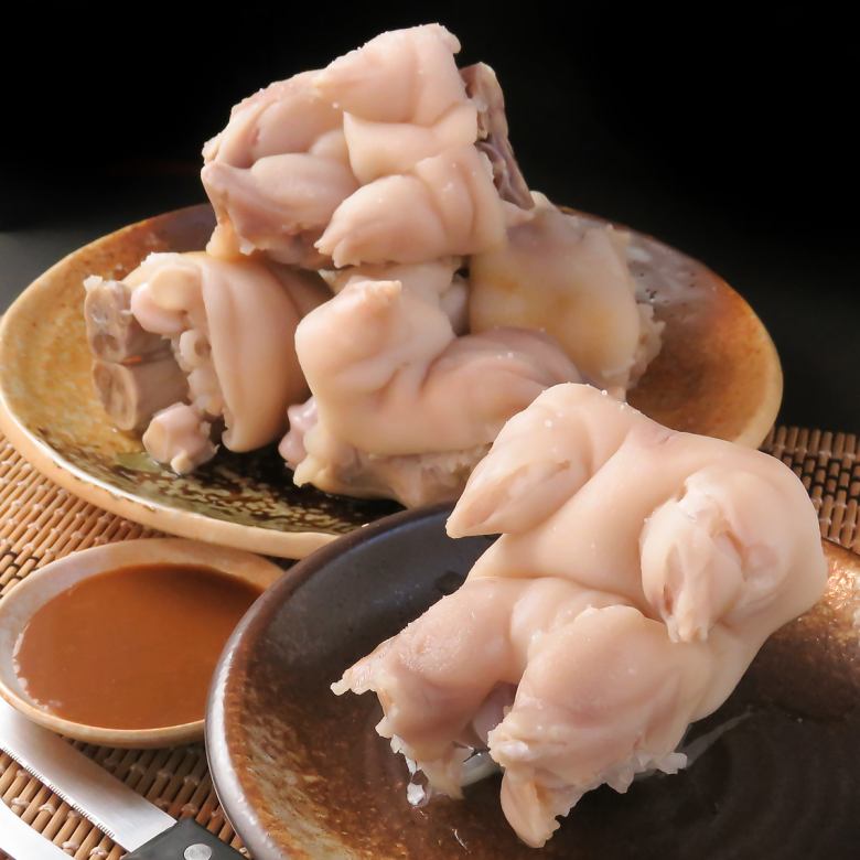 豚足　1個