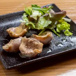 輝炭名物 地頭鶏骨付きもも黒焼き