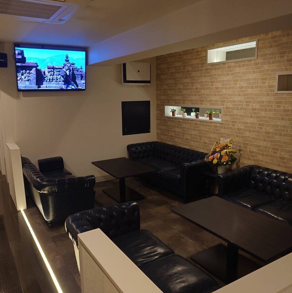 皆様を笑顔でお出迎えします！大人のデートをお過ごしください！