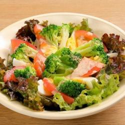 水煮蛋西兰花沙拉