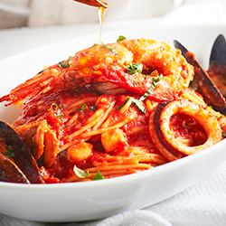 Pescatore with Seafood and Ripe Tomatoes