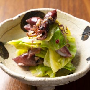 Boiled spring cabbage with firefly squid