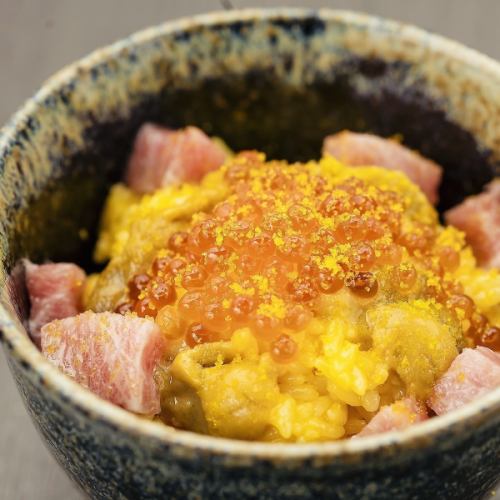 【極】圧巻の一言。食べればわかる『すごいTKG』
