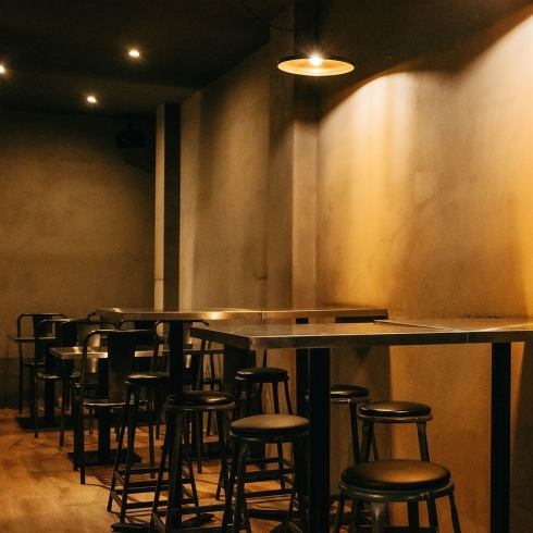 Recommended for welcoming/farewell parties and celebrations. A wide selection of drinks available for guest satisfaction.