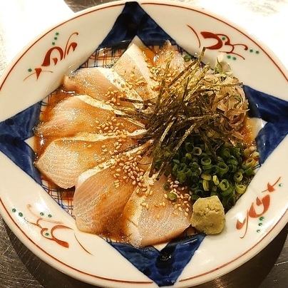 酒が進む♪ブリの胡麻ダレ
