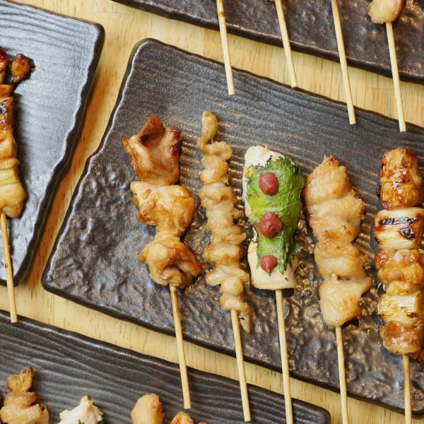 [Yakitori from 180 yen, grilled on Bincho charcoal and sent directly from a chicken shop]