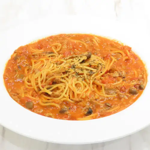 The delicious flavors of the ingredients melt together! A truly satisfying, carefully crafted pasta.