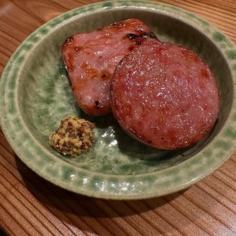 雲仙ハムと特選雲仙ハム炭火焼