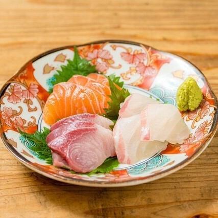 Sashimi (sea bream/yellowtail/salmon)