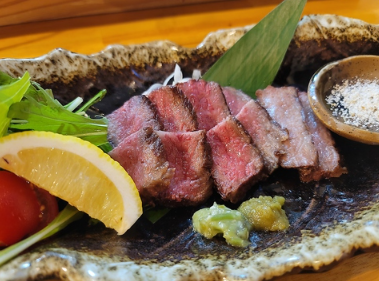 Japanese black beef grilled with rock salt