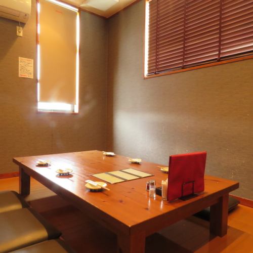<p>[Equipped with a private room with a tatami room!] It can be used by up to 6 people! It is a private room with an excellent atmosphere that is easy to use for families with small children, mom friends&#39; associations, girls&#39; associations! , You can have a meal or a banquet without hesitation !! If you want a private room, we recommend you to make a reservation early!</p>