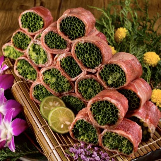 [Evolving Izakaya ☆] Satisfying Hakata specialties ☆ Vegetable roll skewers and meat sushi specialty store ◎