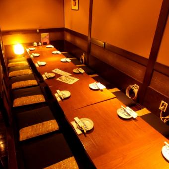 A private room with a kotatsu seating for 13 to 15 people.You can feel the calm atmosphere and enjoy your meal slowly.It is located in a very accessible place, a 2-minute walk from Shinjuku West Exit, so it is a must-see for secretaries.Please use it.