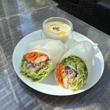 Garlic Shrimp & Avocado Green Wrap (with soup)