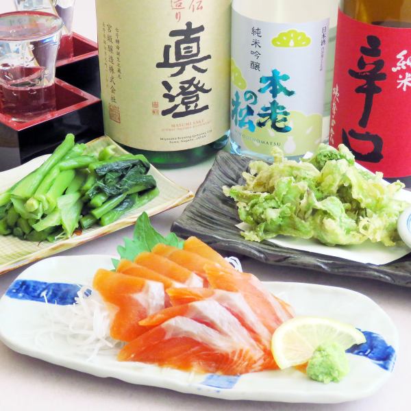信州サーモンや野沢菜など、信州の名物料理を味わえます