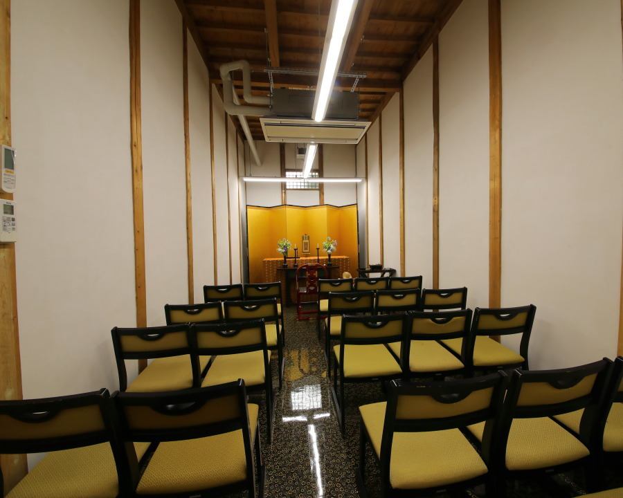 In Shonai classic, free lounge room is also available.(Each denomination correspondence) There is also a private parking lot so guests in the distance are safe.For details, please contact the staff.
