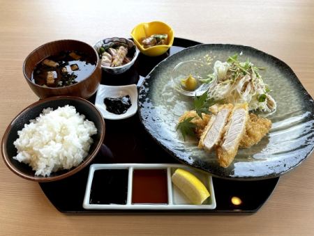 熊野ポークのロースカツ定食