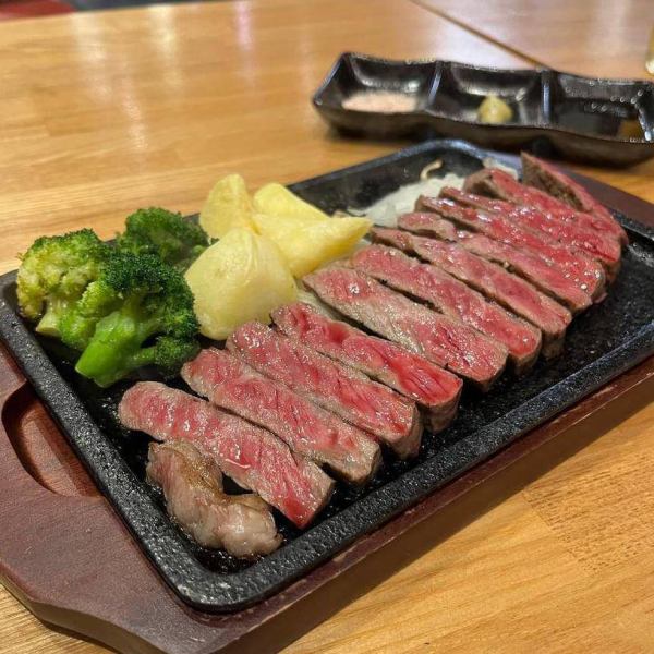 [Our recommendation!] Domestic sirloin steak/150g/1980 yen