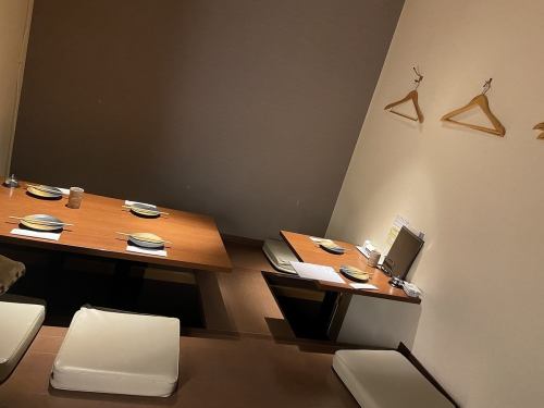 <p>[Digging up to 10 people] A tatami room where you can stretch your legs and sit comfortably.Please use it in various situations such as having a drink with colleagues on the way home from work, family members, friends, etc.You can spend a calm time while enjoying the atmosphere inside the store.</p>