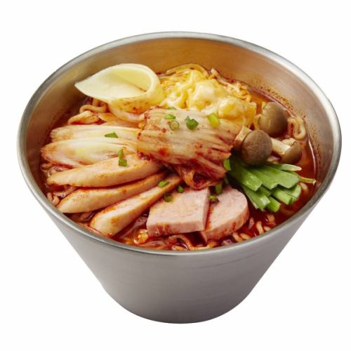This is 〆! Budae Jjigae Udon