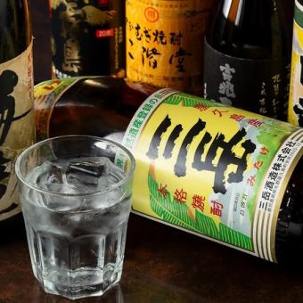 【単品飲み放題】お酒を好きなだけ楽しめる！50種類以上のドリンクが勢揃い