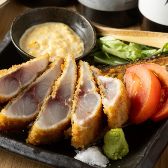 【料理のみ】カタナ竹コース(名物大トロいわしや牛サガリのステーキなど）全9品　3300円（税込）