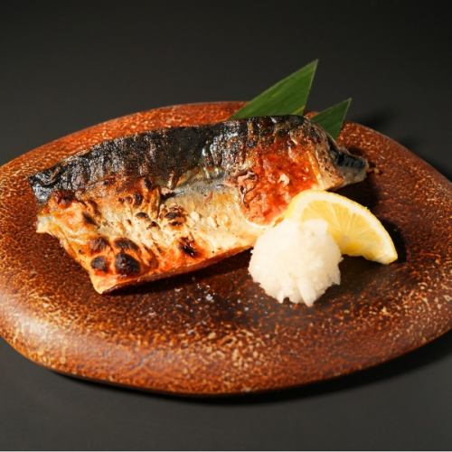 【특대】금화 고등 소금구이 반신