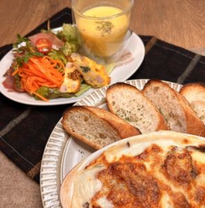 今日焗烤和法國麵包套裝