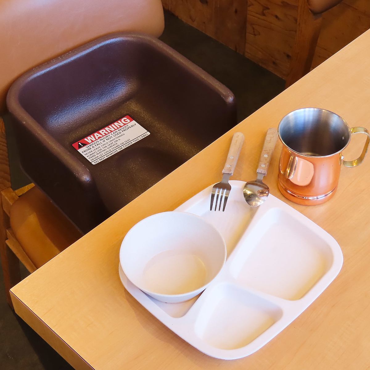 お子様用の食器や椅子もあり、ベビーカーでも入店可能です◎
