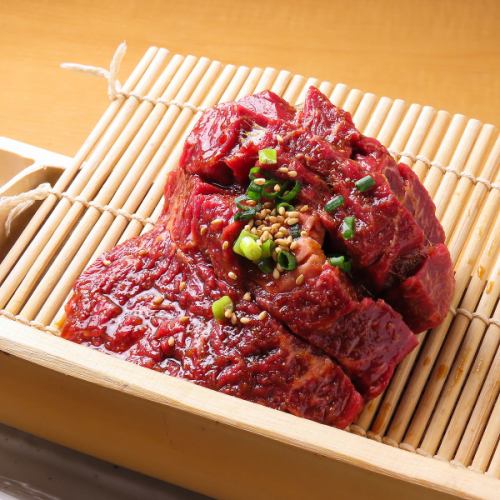 【希少部位を贅沢に味わう】至福の口どけ！自慢の「牛ヒレ下焼き」