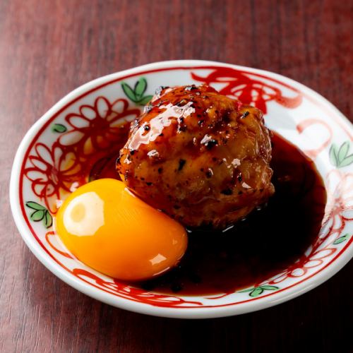 Round and round moon-shaped meatballs