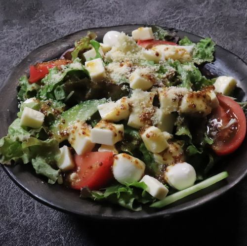 大皿料理でみんなでシェア