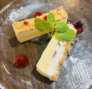 Semifreddo Crumble Cheesecake