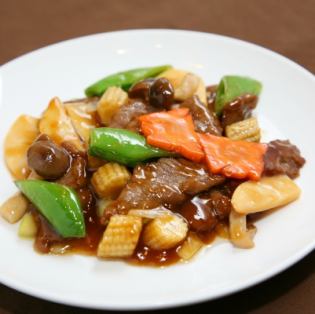 Stir fried beef with oyster sauce