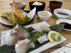 Tempura / sashimi set meal