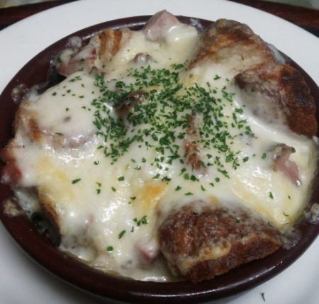 揚げパングラタン