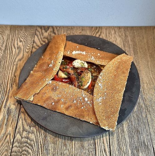 Spicy chorizo and curry galette