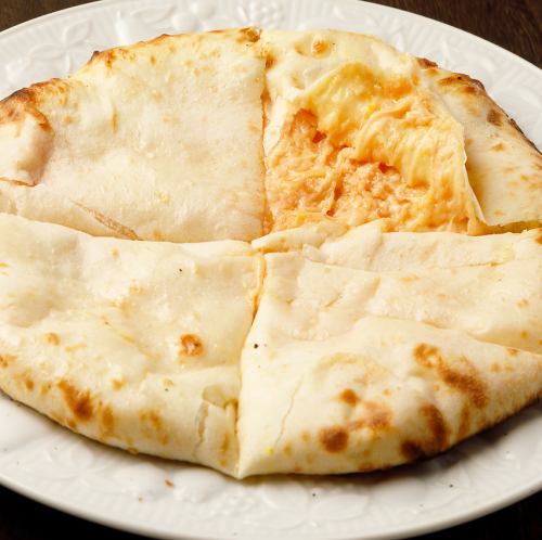 [Chef's recommendation] Cheese naan
